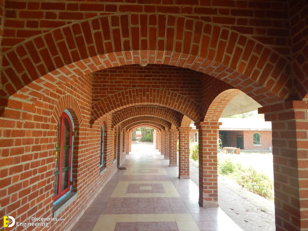 brick-arch-aug16.jpg