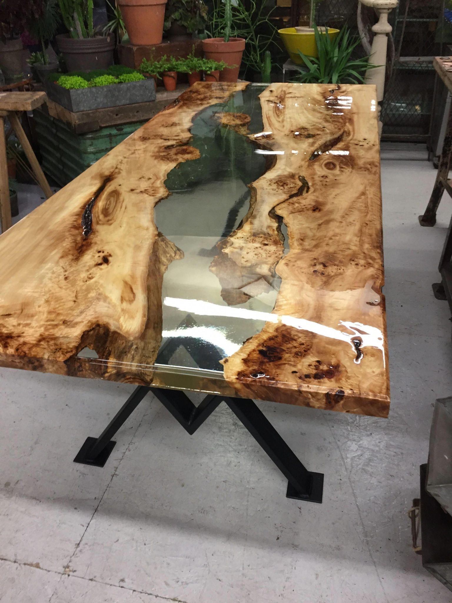 55 Amazing Epoxy Table Top Ideas You’ll Love To Realize - Engineering