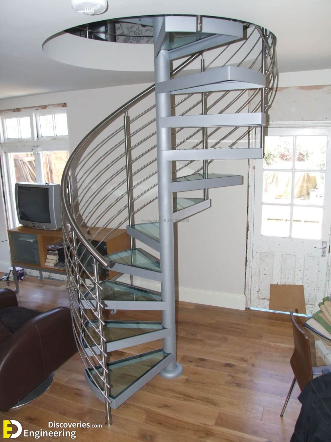 50 Beautiful Iron Stair Construction Ideas - Engineering Discoveries