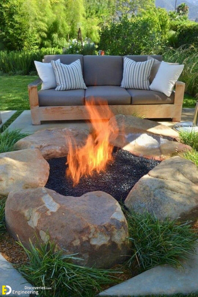 40 Amazing Backyard Fire Pit Ideas - Engineering Discoveries