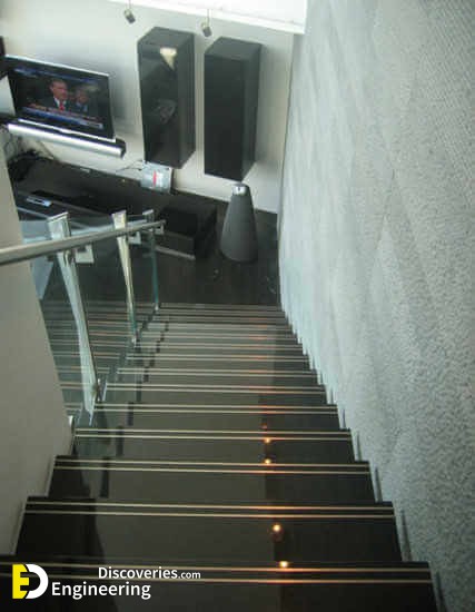 absolute-black-granite-modern-staircase.jpg
