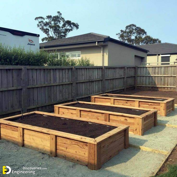 How To Build A Simple Raised Bed Plant? - Engineering Discoveries