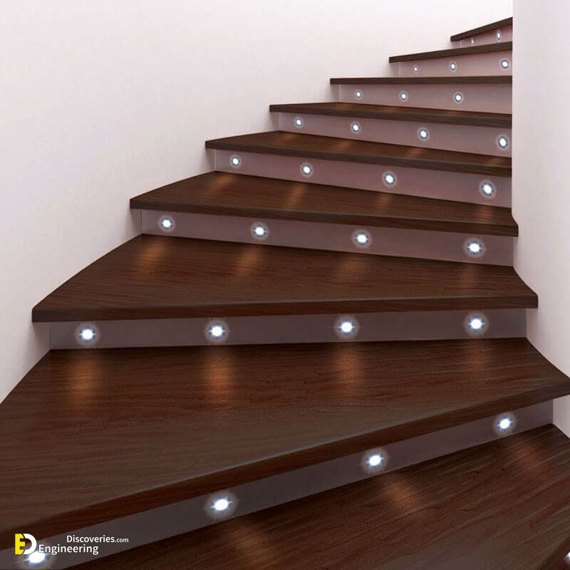 Plinth-Lights-for-Stairways.jpg