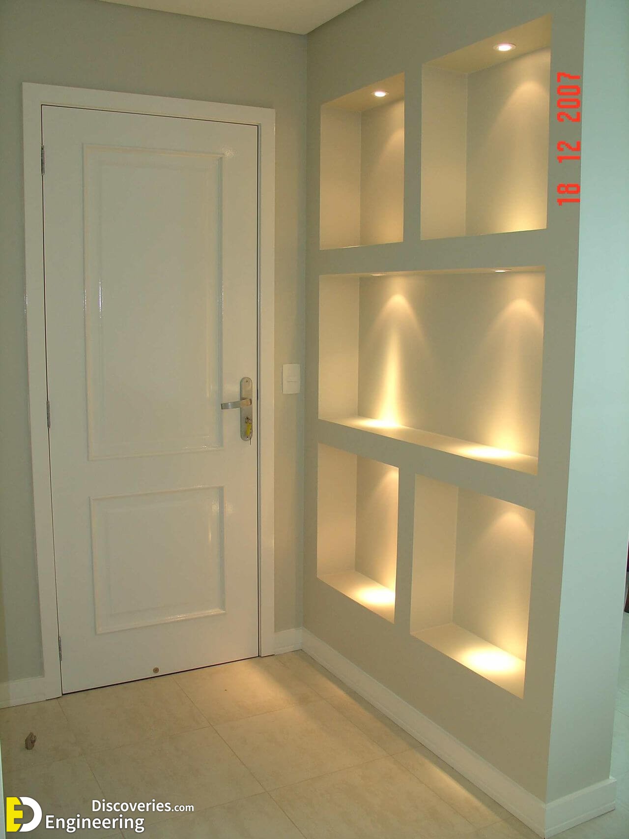 decoracao-hall-off-white-com-nichos-iluminados-arianecristinadarosa-137044-proportional-height_cover_medium.jpg