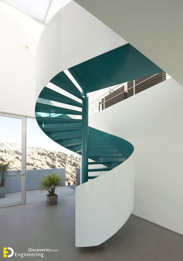modern-geometric-house-with-spiral-stair-2.jpg