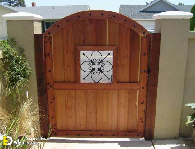 25-Magnificent-ideas-of-wooden-gates-3.jpg