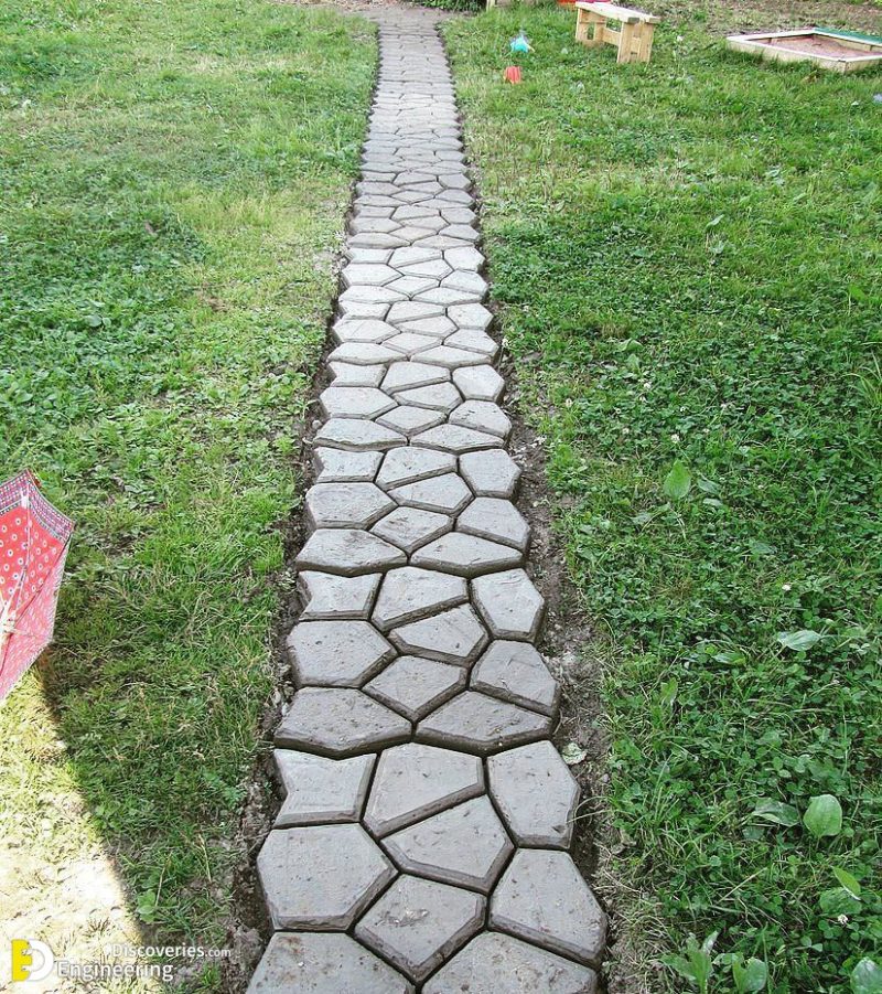 How To Make Cobble Stone Path For Beautifying The Outdoor Place