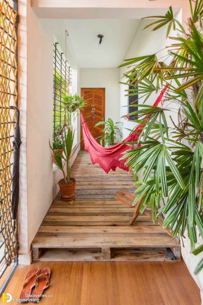 30 Inspiring DIY Pallet Projects - Engineering Discoveries