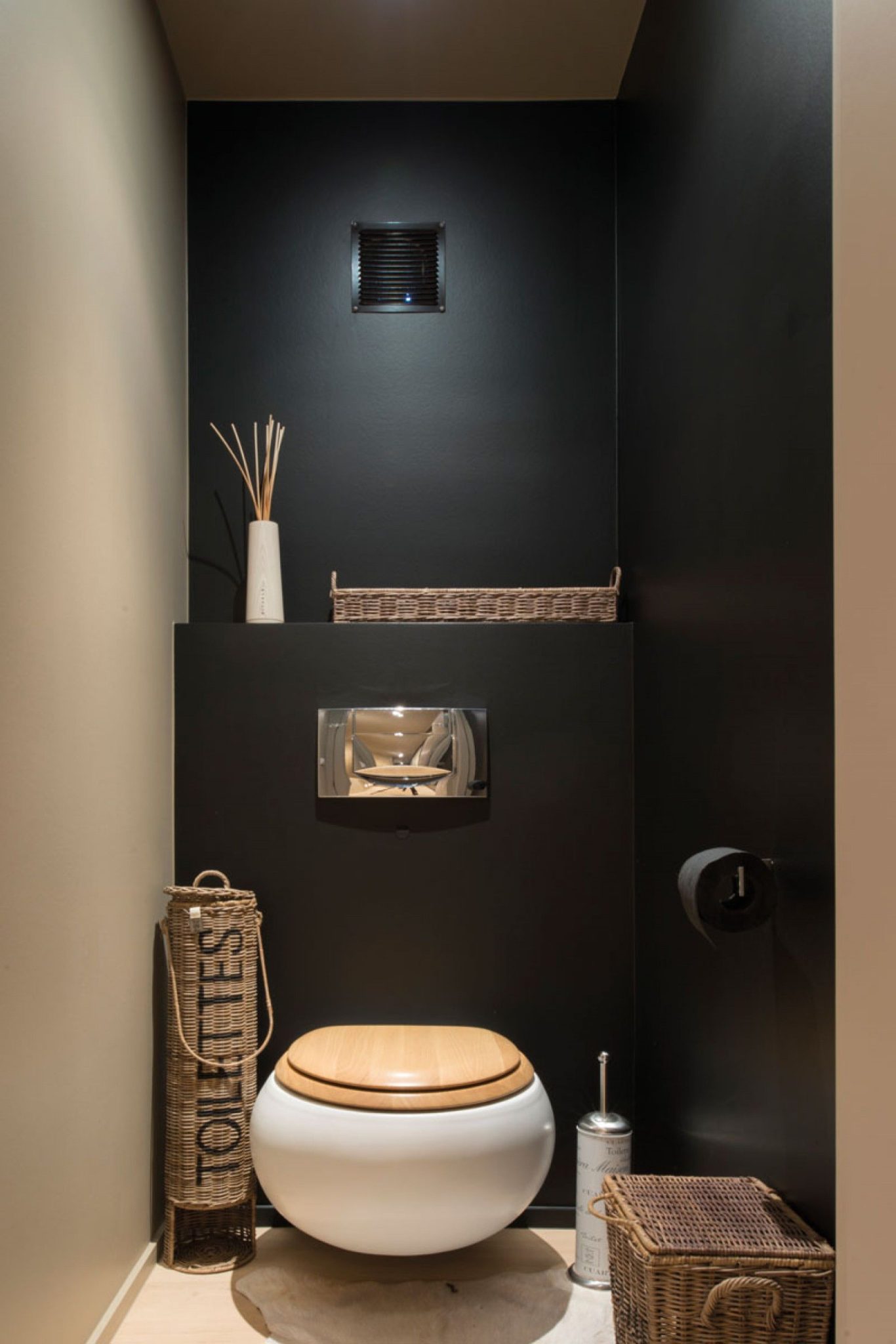 30-beautiful-small-toilet-design-ideas-for-small-space-in-your-home