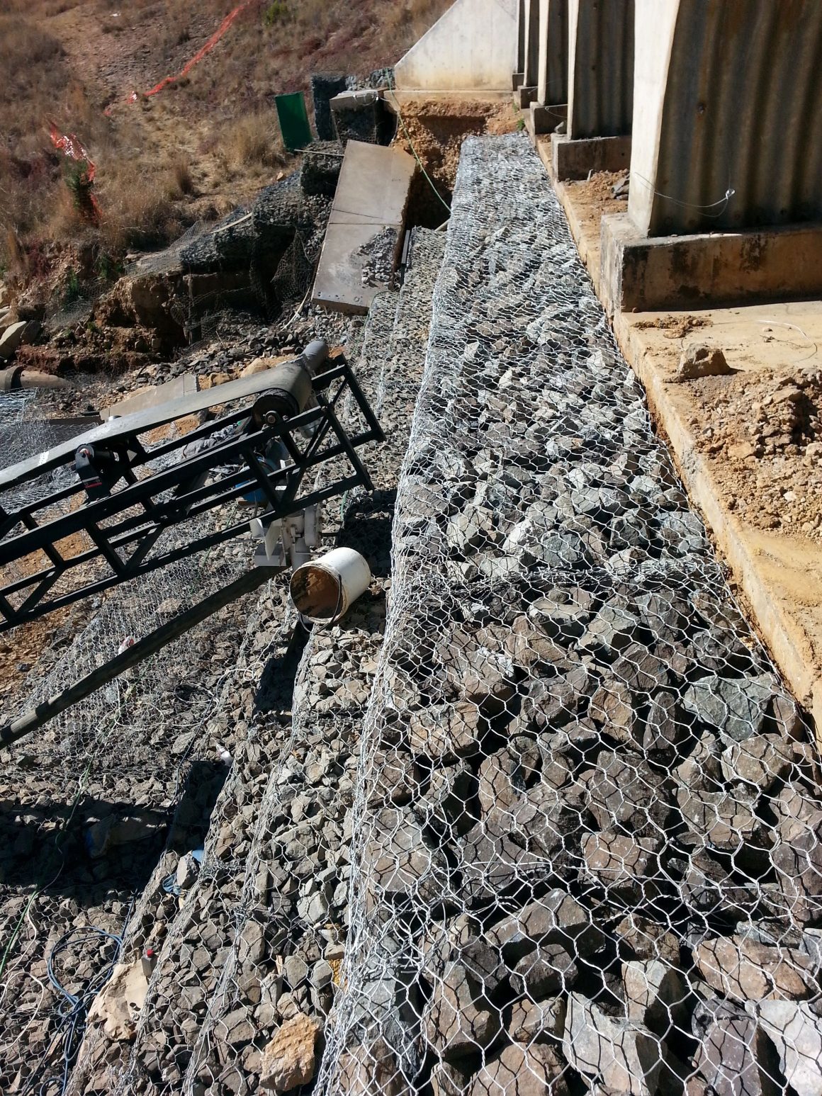 What Is Gabion? Gabion Types, Applications With 35 Amazing Project ...