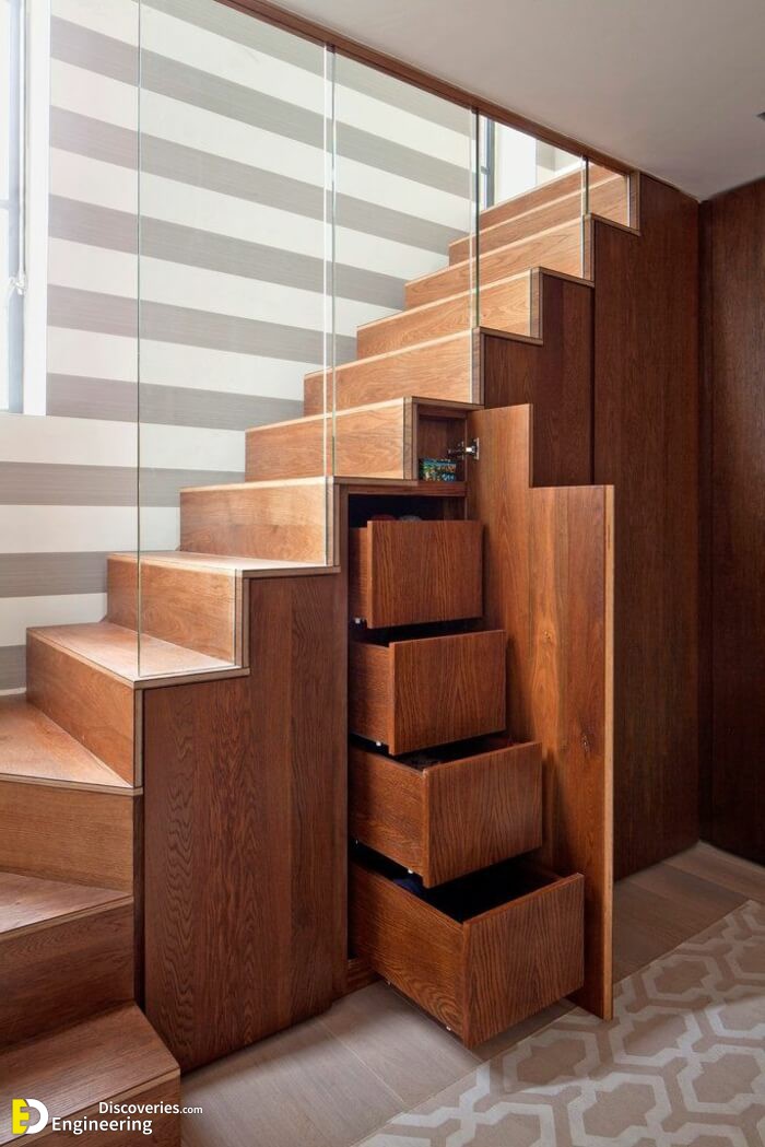 schrank-unter-treppe-sehr-sch-C3-B6nes-design-aus-holz.jpg