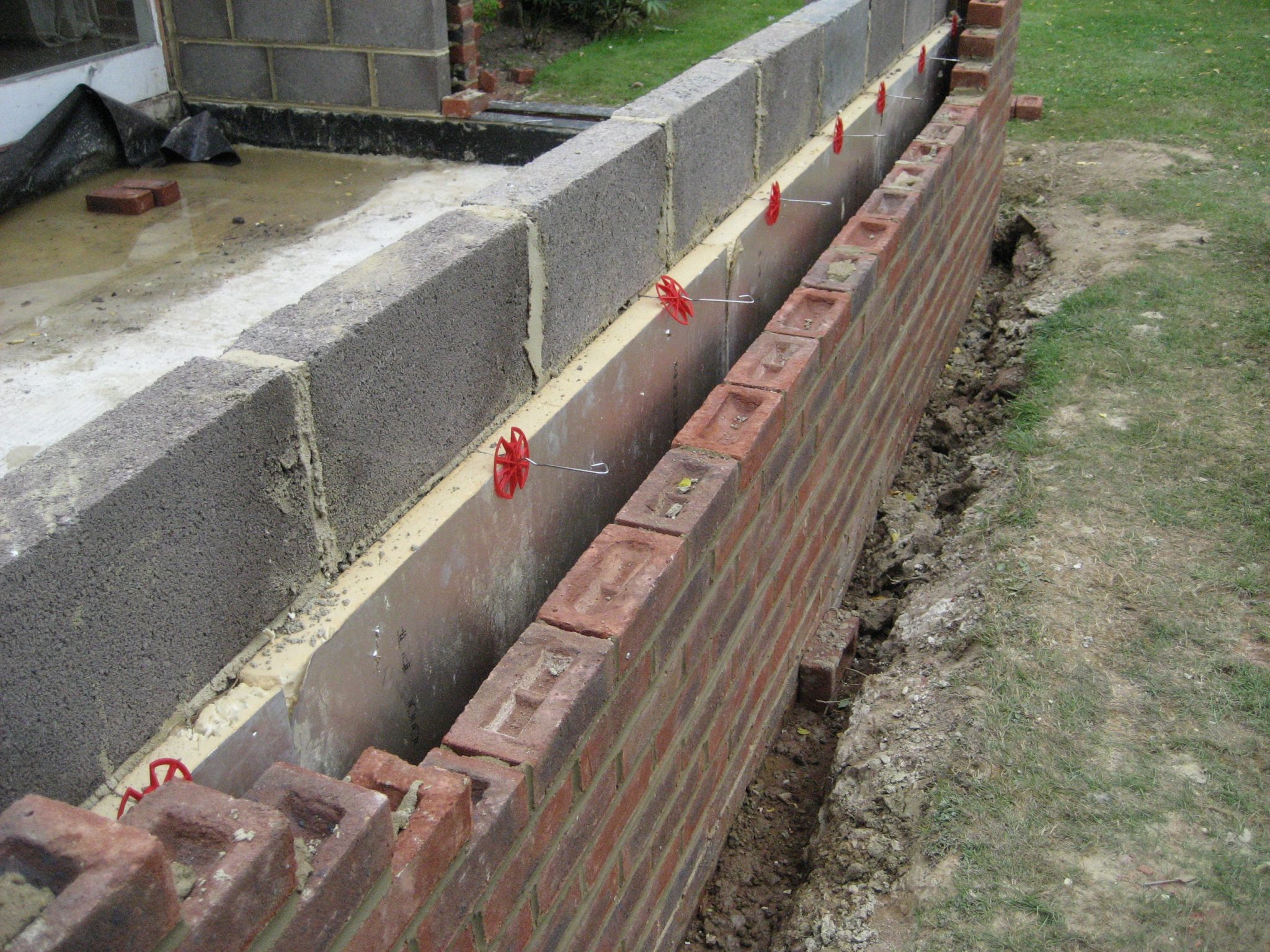 Cavity Wall Its Purpose Advantages And Disadvantages Engineering 