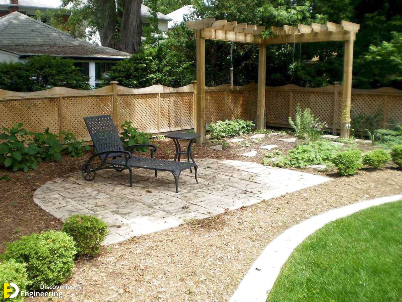 38-Stunning-Backyard-Design-Ideas-And-Makeover-On-A-Budget-1.jpg
