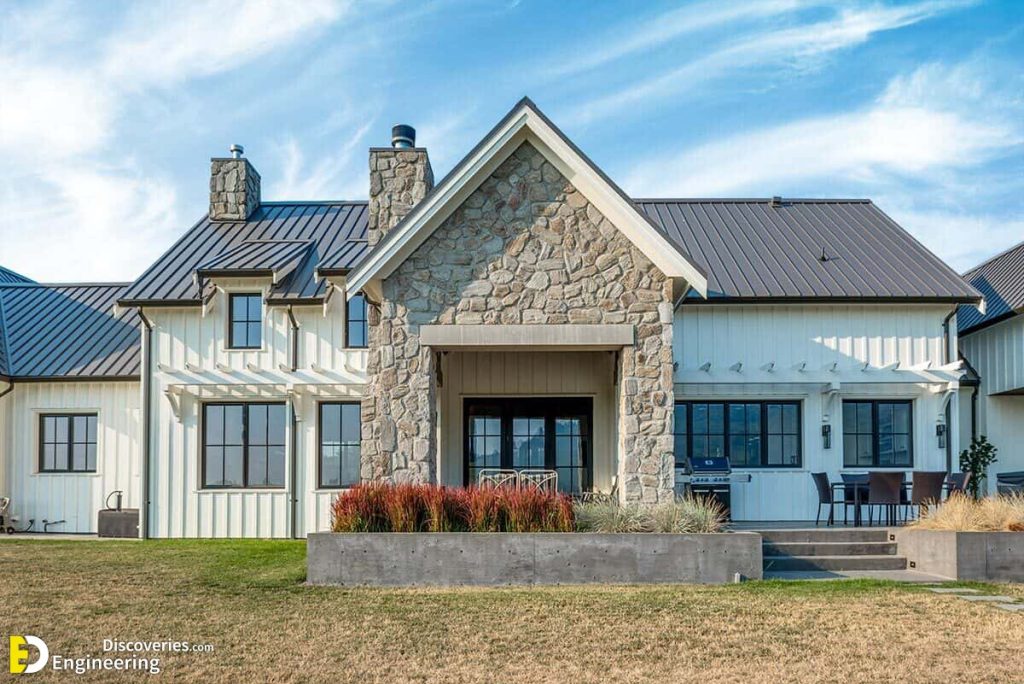 Two-Story 3-Bedroom Exclusive Modern Farmhouse With Triple Garage ...