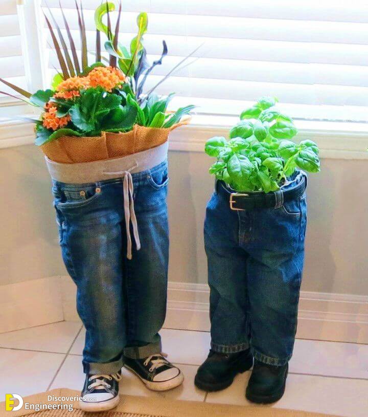 Wonderful-DIY-Blue-Jean-Planters.jpg