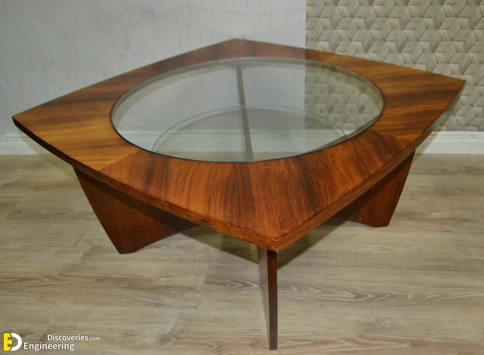 table-basse-en-bois-massif-et-verre-1960s-9.jpg
