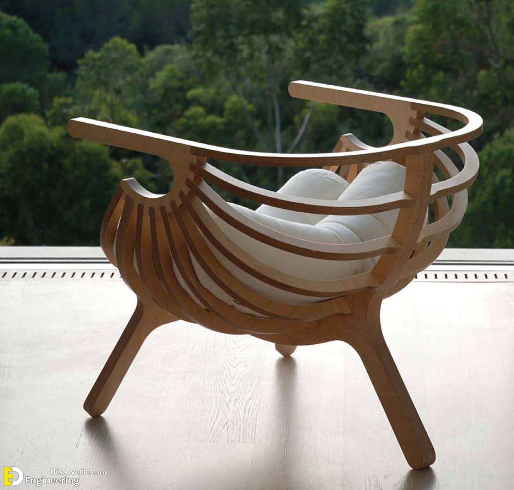 round-chaise-lounge-chair-1.jpg