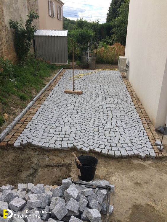 Cobblestone-Street-Pavers-6.jpg