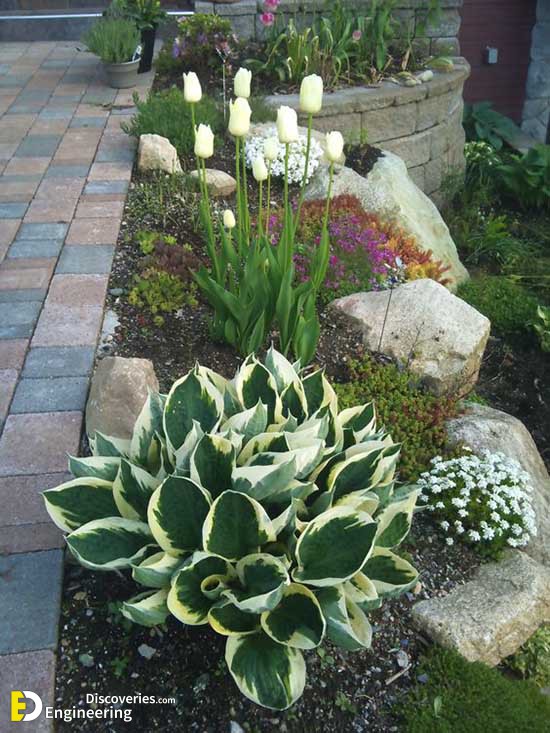 sidewalk-small-garden.jpg