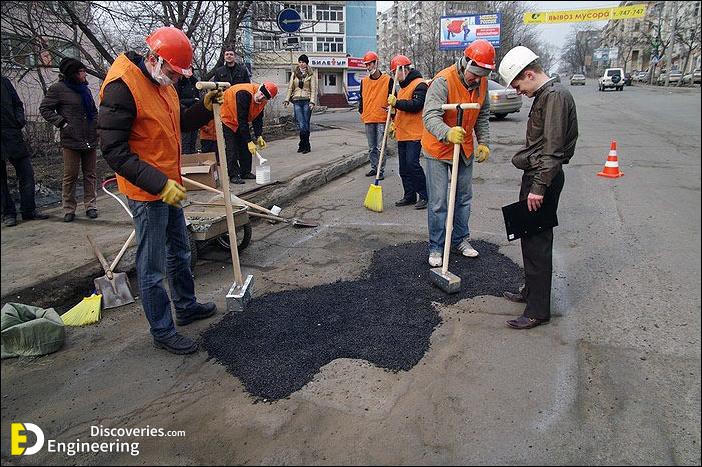 1270537284_doseng.org_road-maintenance-18.jpg