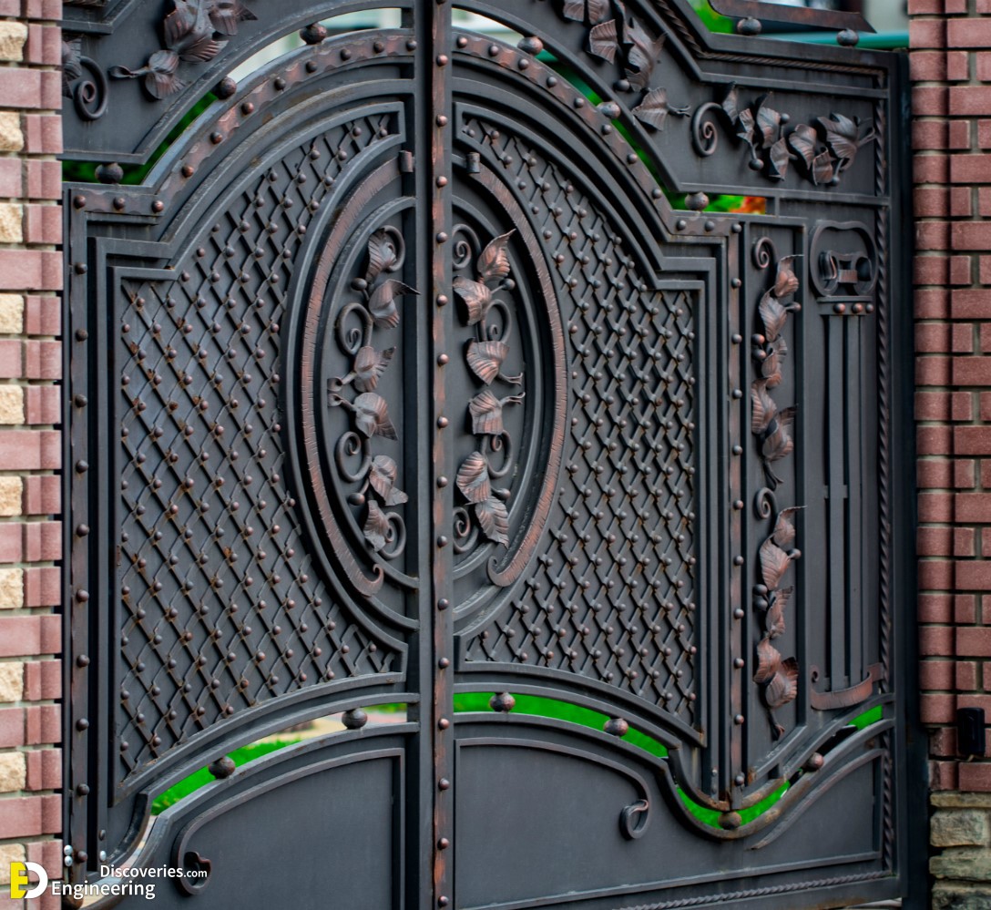 The-Pros-and-Cons-of-Wrought-Iron-Gates.jpg