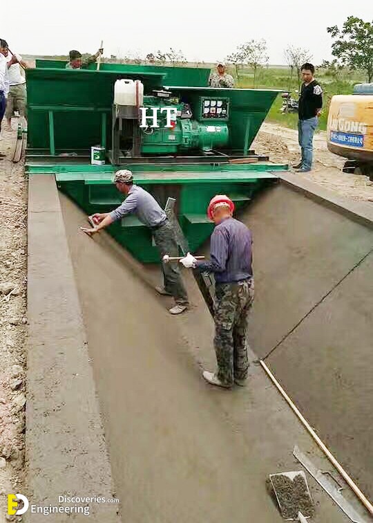 Canal-Concrete-Lining-Machine.jpg