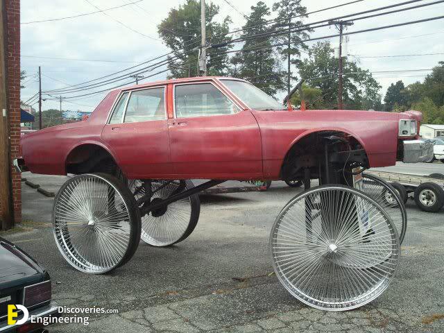 Car-With-Funny-Wheels-Picture.jpg