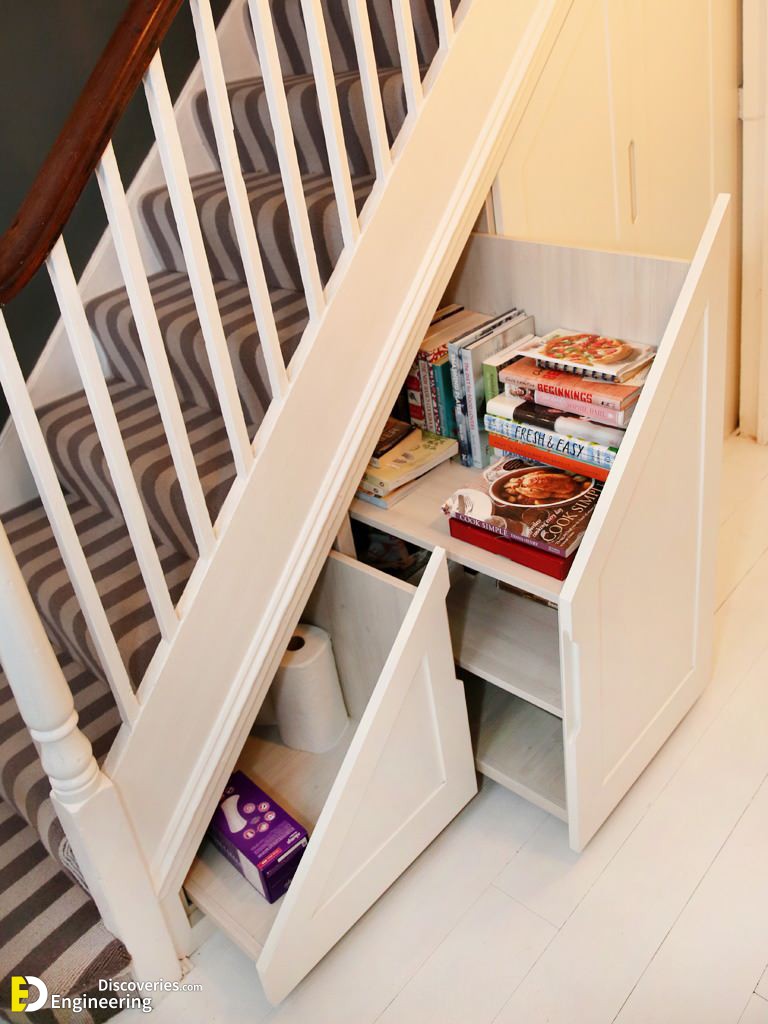 built-in-shaker-style-under-stairs-storage-furniture-artist-ltd-img_cb91a97d06ae756a_16-5919-1-c496d72.jpg
