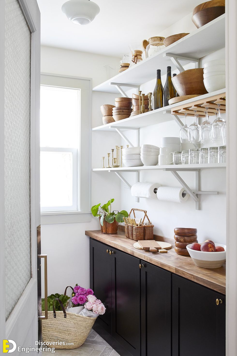 2-kitchen-organization-ideas-shelves-paper-towels-1621003292.jpg