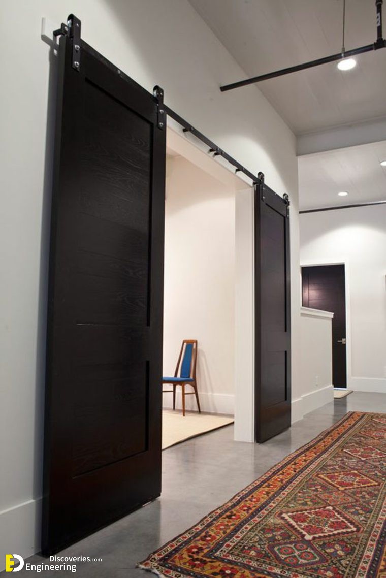 5-portes-coulissantes-bois-noir-laque.jpg