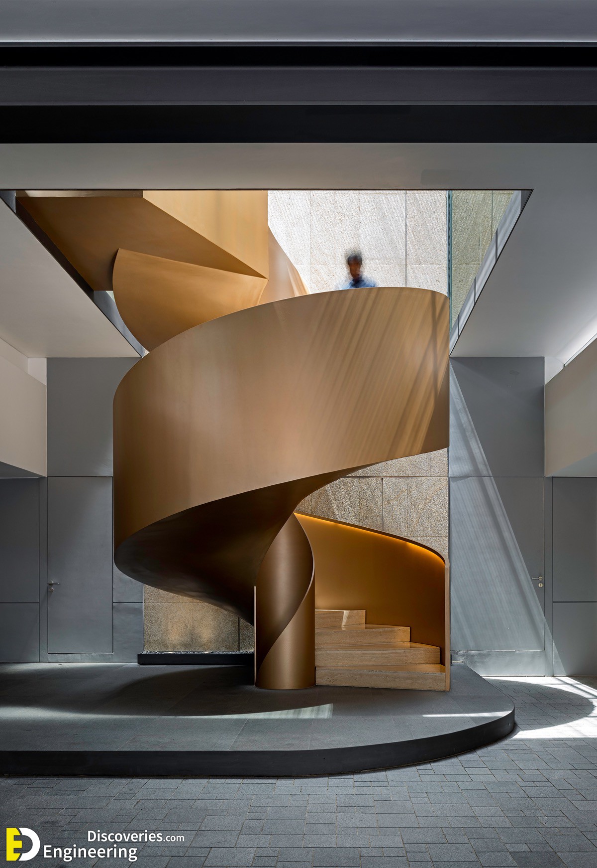 large-spiral-staircase.jpg
