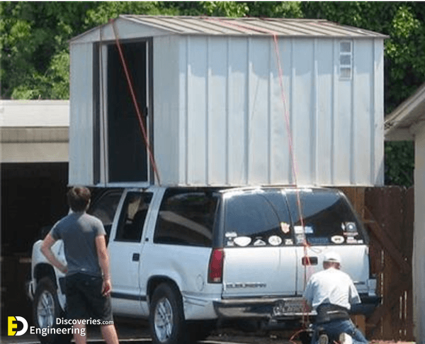 house-on-car.png