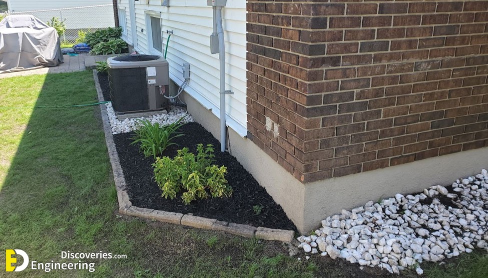 flower-bed-foundation-lands.jpg