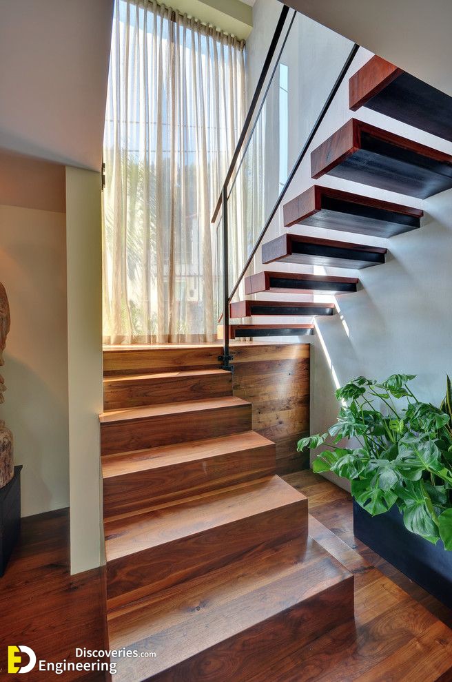b140aa641980b945e4f918c88594390f-staircase-landing-floating-staircase.jpg