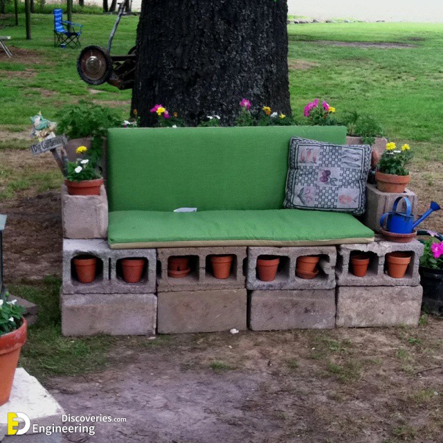 efe748e0a38e3535f4153cf5a07d18a4-outdoor-couch-outdoor-decor.jpg