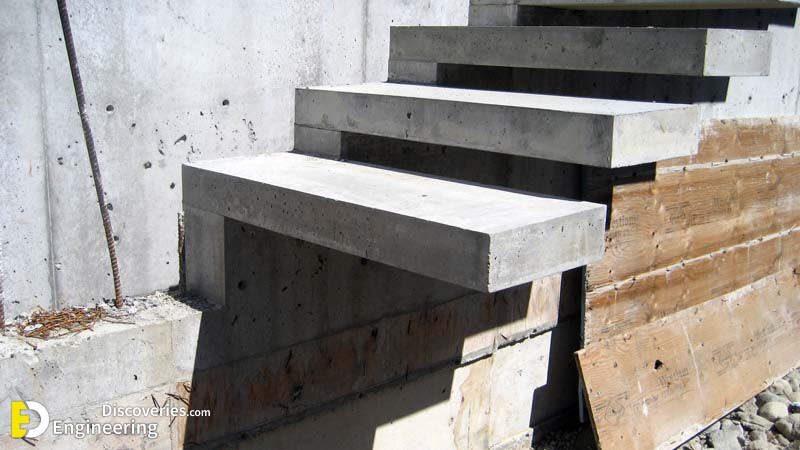exterior-concrete-cantilevered-stair-oblique-view-detail.jpg