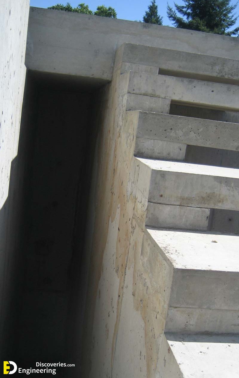 exterior-concrete-cantilevered-stair-side-view-detail201.jpg