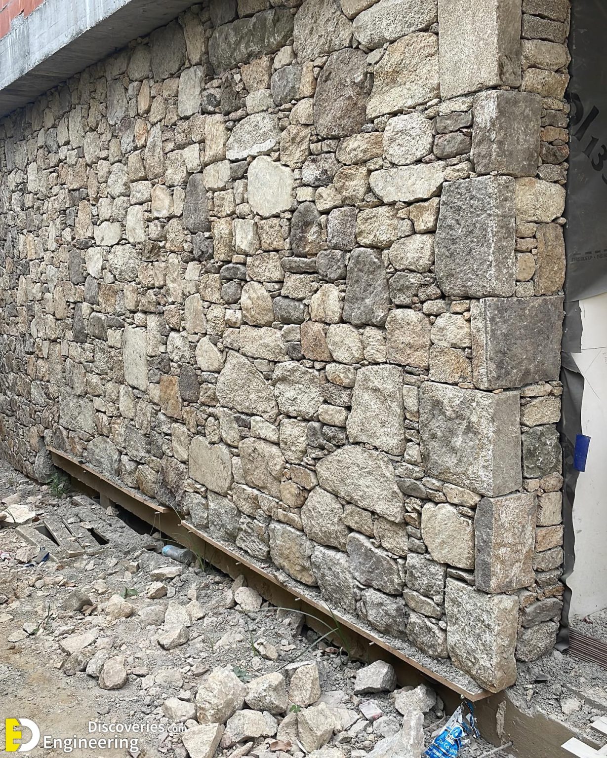 How To Install Natural Stone Over A Wall Engineering Discoveries