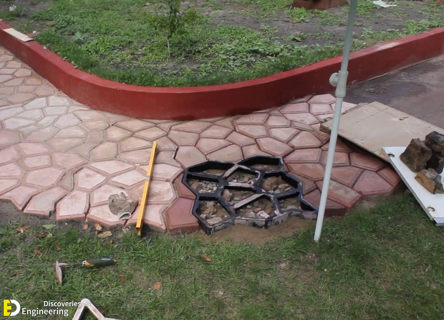 DIY-Do-It-Yourself-Garden-Path-Ideas-22.jpg