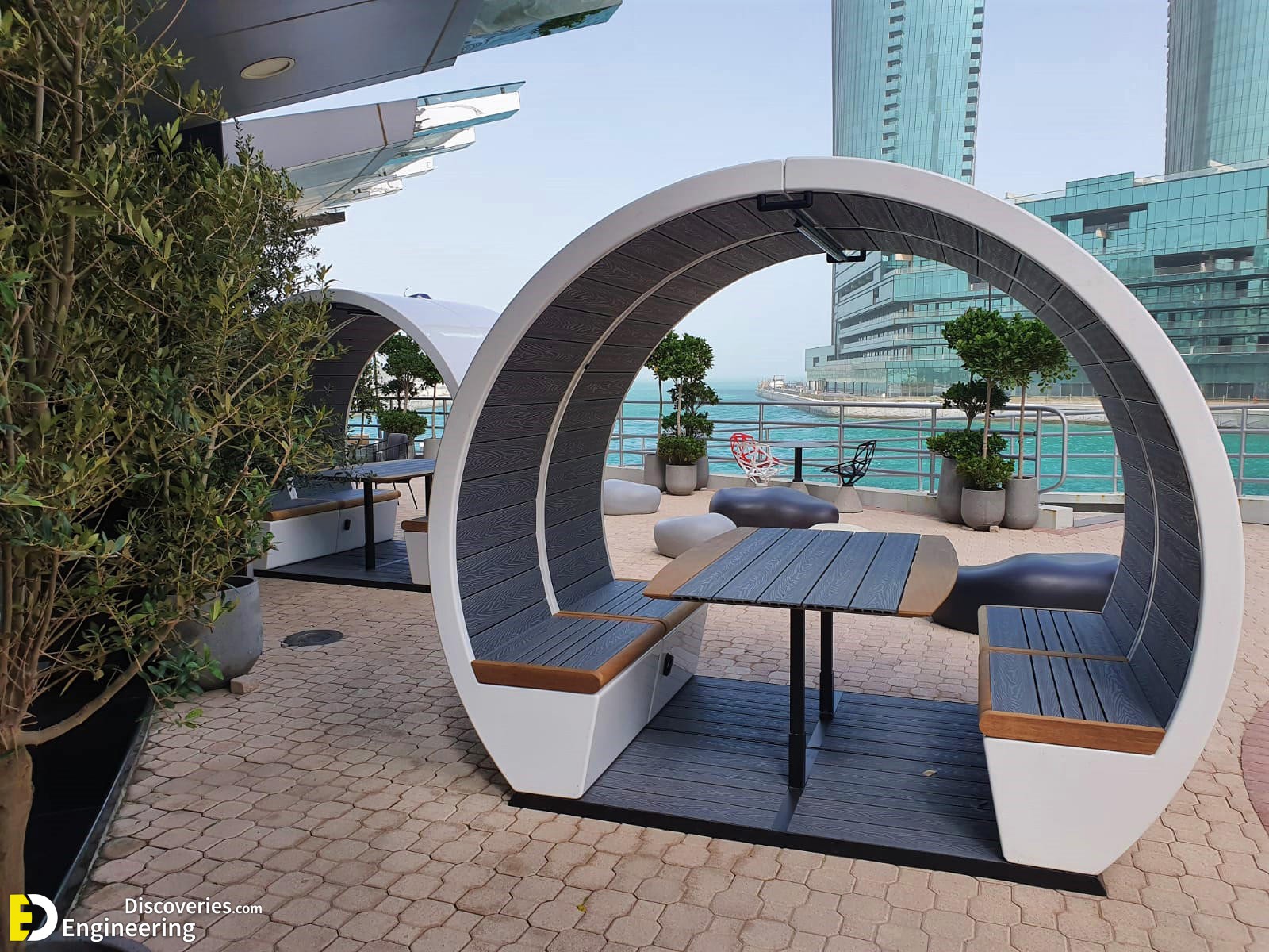 outdoor-pod-0-4p-open-2-fam-g-arcit18.jpg
