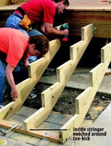 35+ Photos Of Wooden Staircase Under Construction | Engineering Discoveries