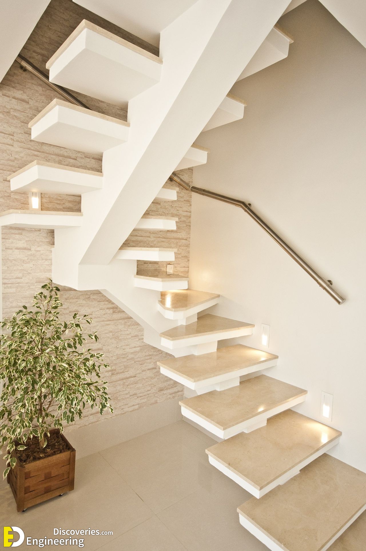 decoracao-escadas-escada-clara-com-parede-de-pedra-e-vaso-decorativo-schaellycampos-135883-proportional-height_cover_medium.jpg