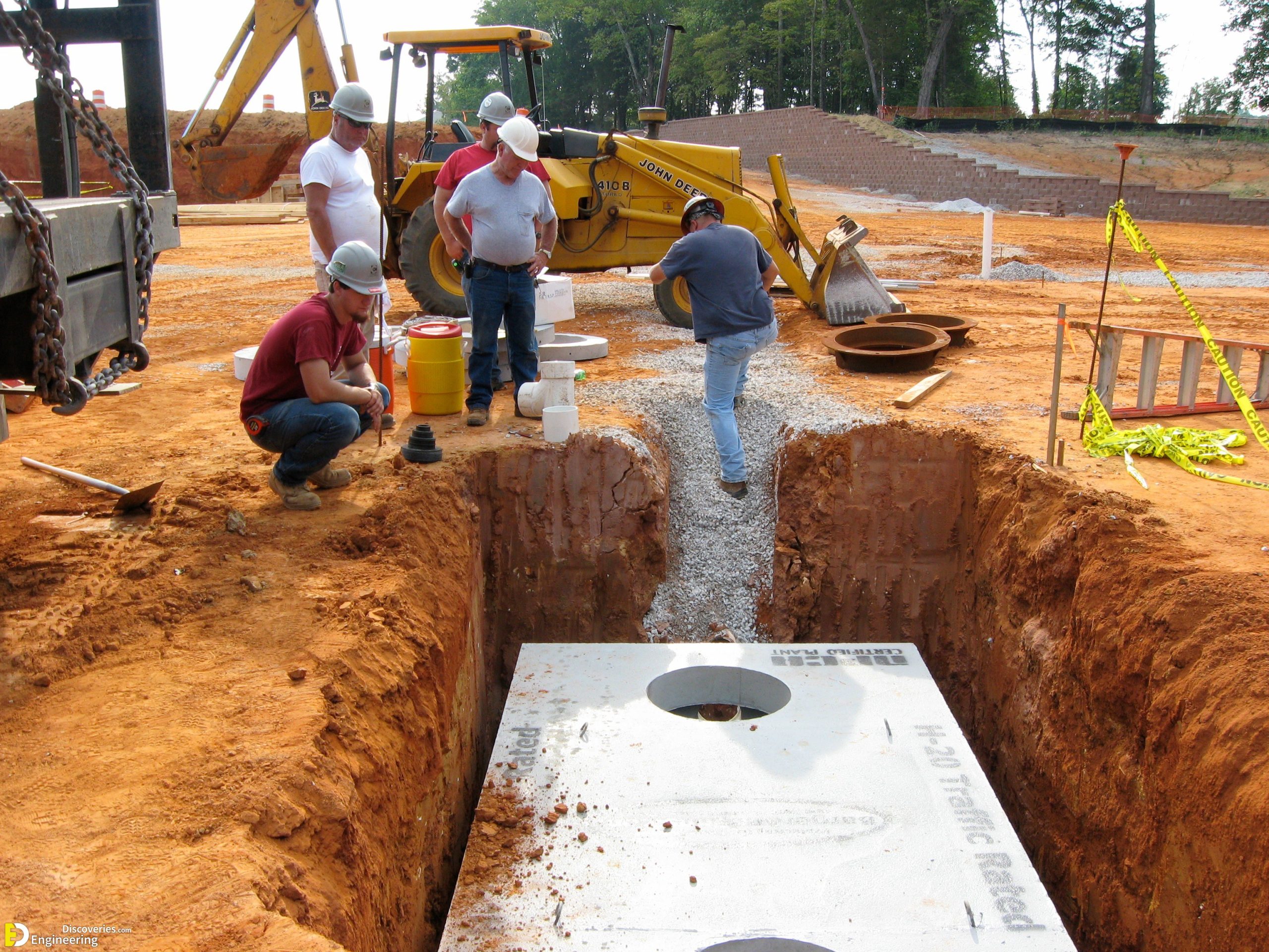 Precast-Concrete-Grease-Interceptor-Installation-2-scaled.jpg