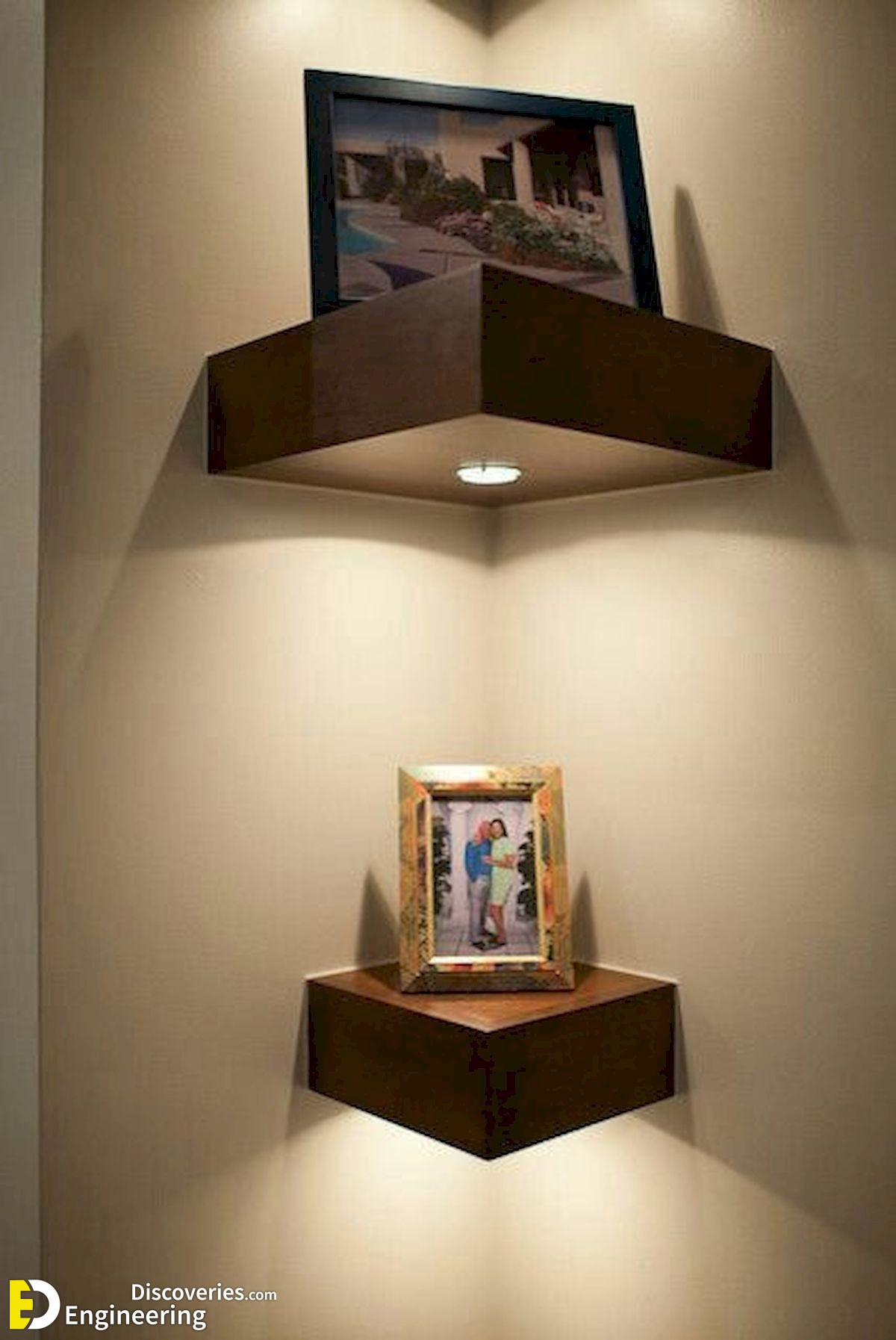 custom-corner-shelves.jpg