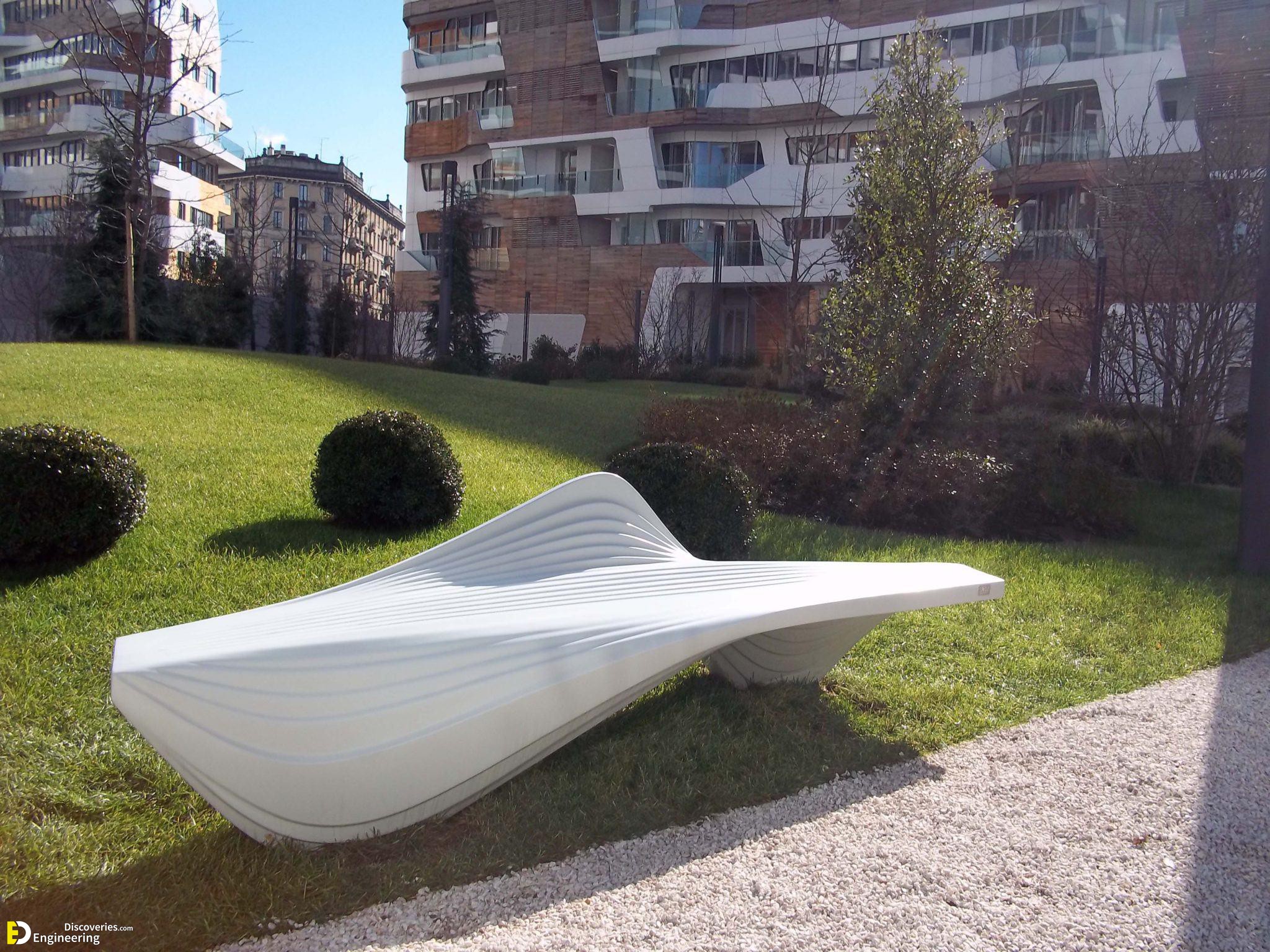 httpwww.lab23.itgallerycitylife-milano-serac-bench-zaha-hadid1.jpg