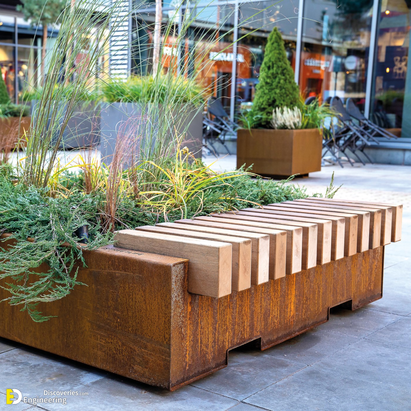 streetlife-big-green-benches-2.jpg