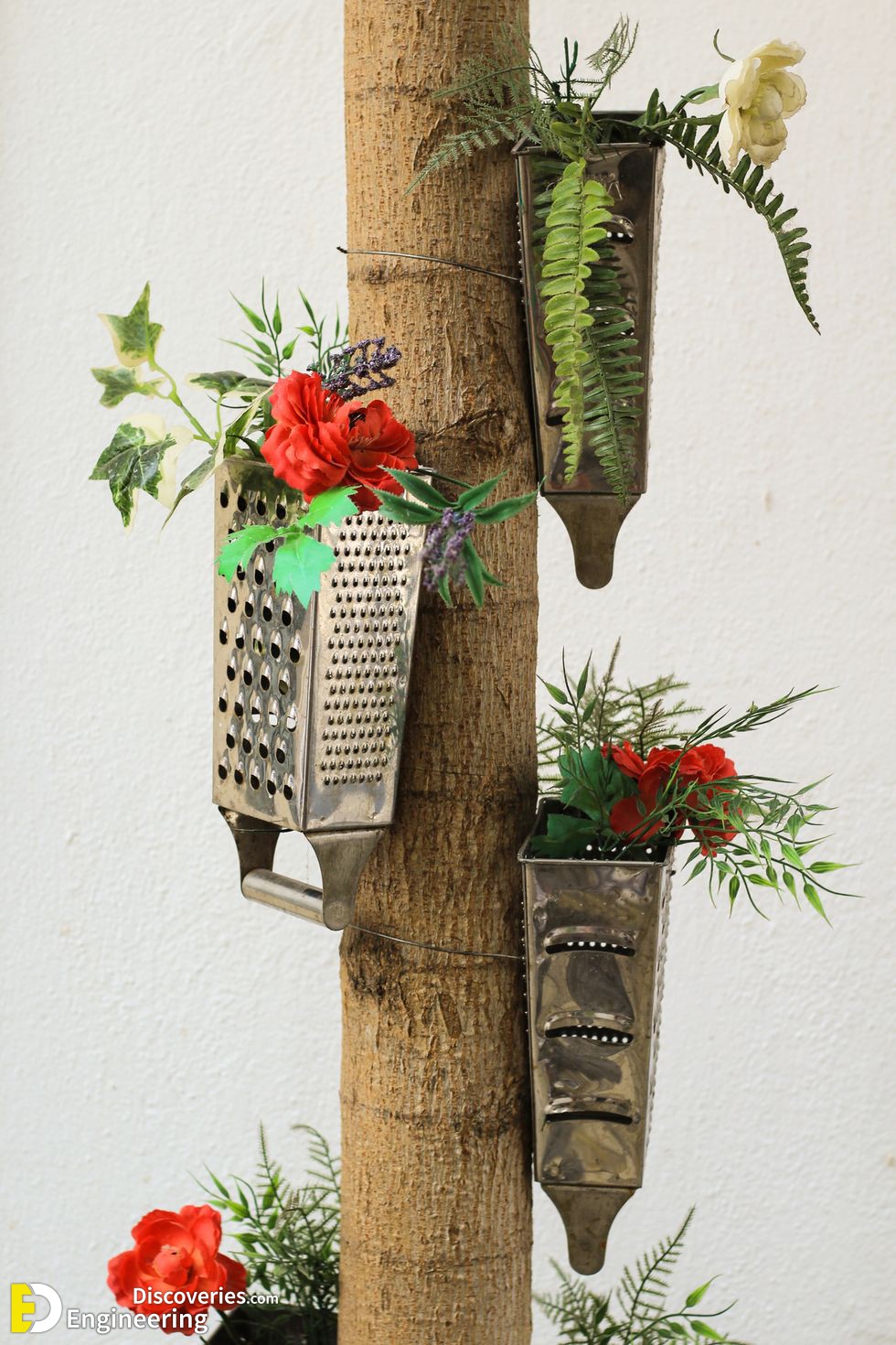 vertical-garden-ideas-cheese-grater-planters-1659022164.jpg
