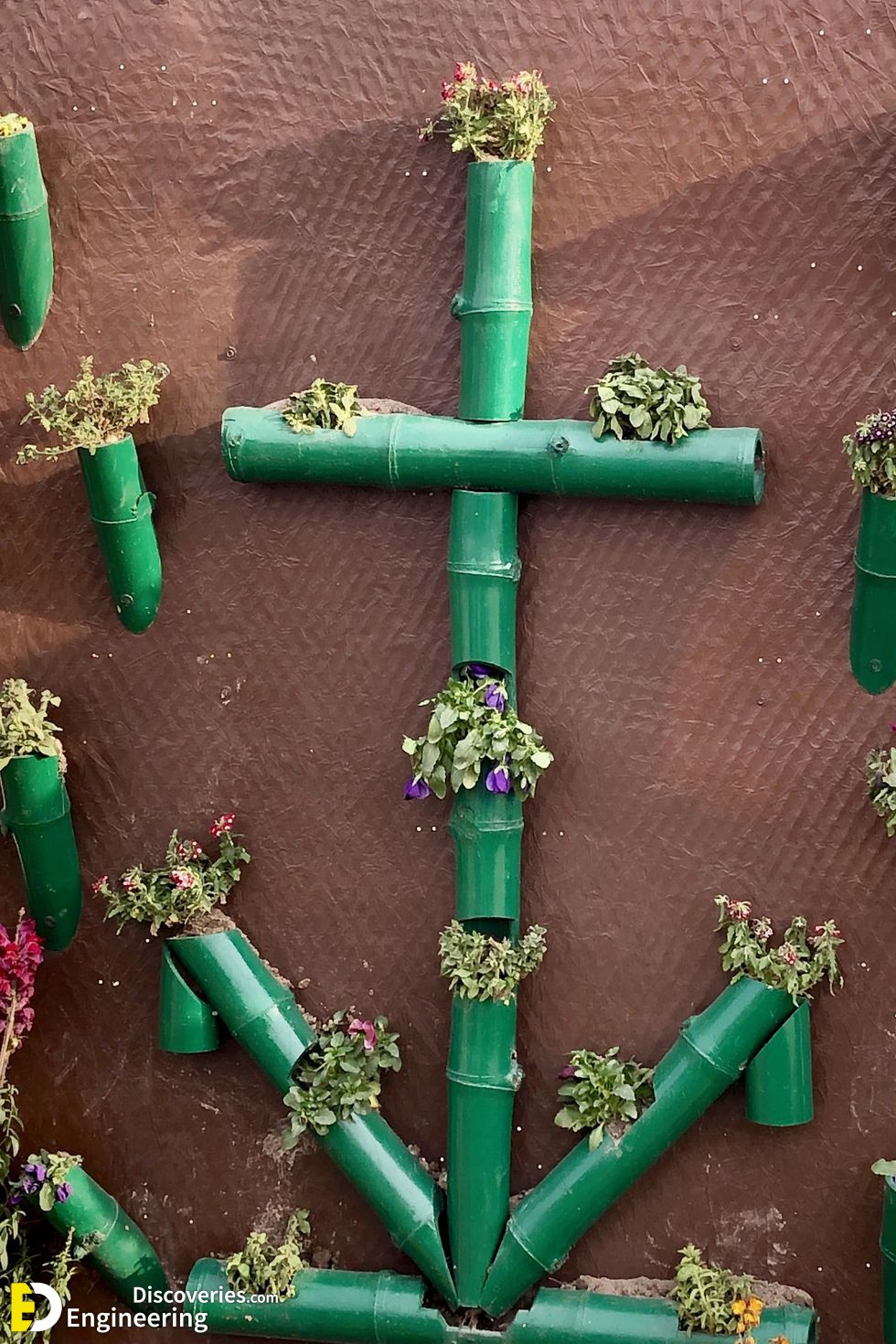 vertical-garden-ideas-plastic-drain-pipes-planters-1659022415.jpg
