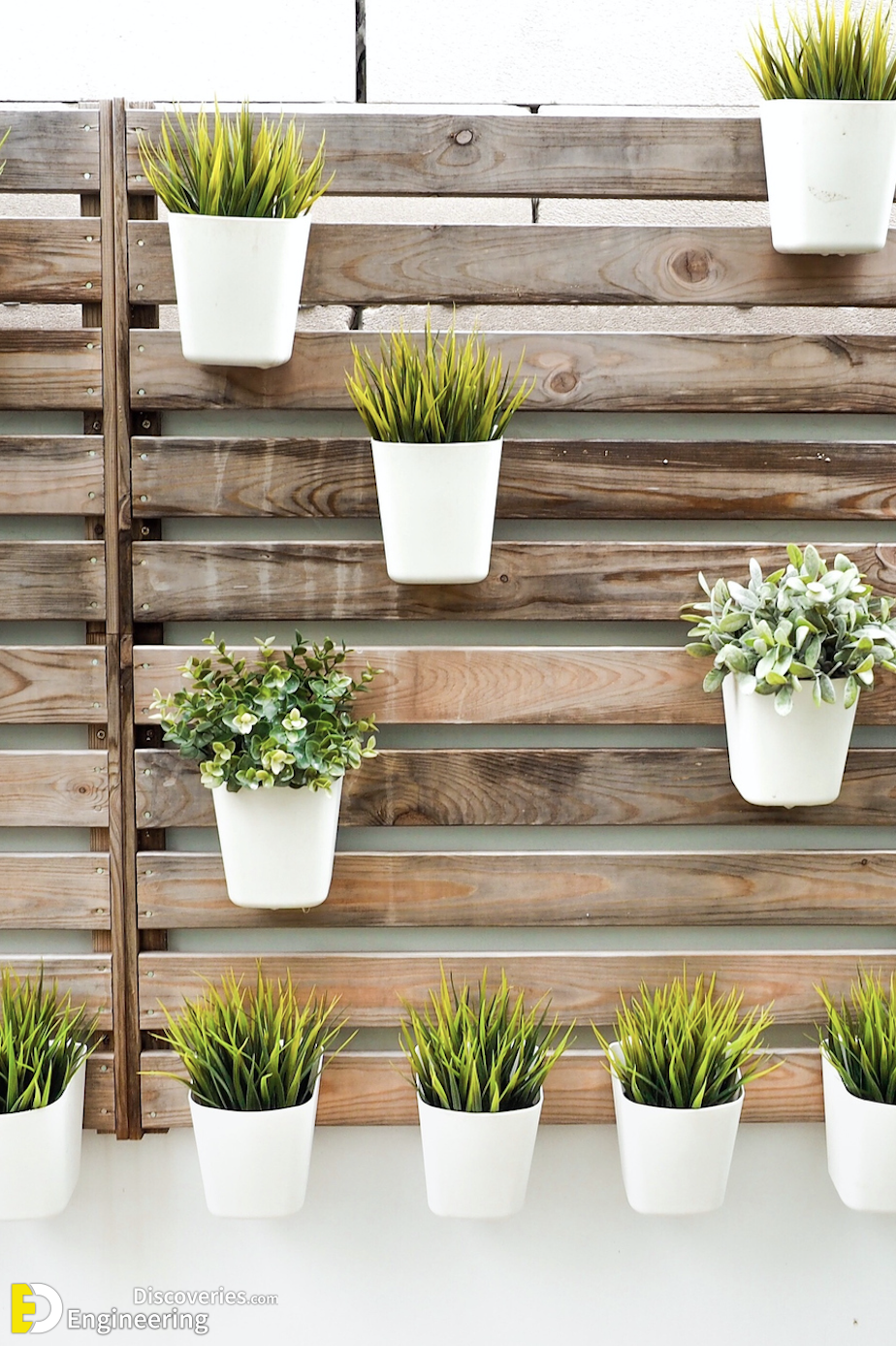 vertical-garden-ideas-wooden-wall-mount-1659017623.png