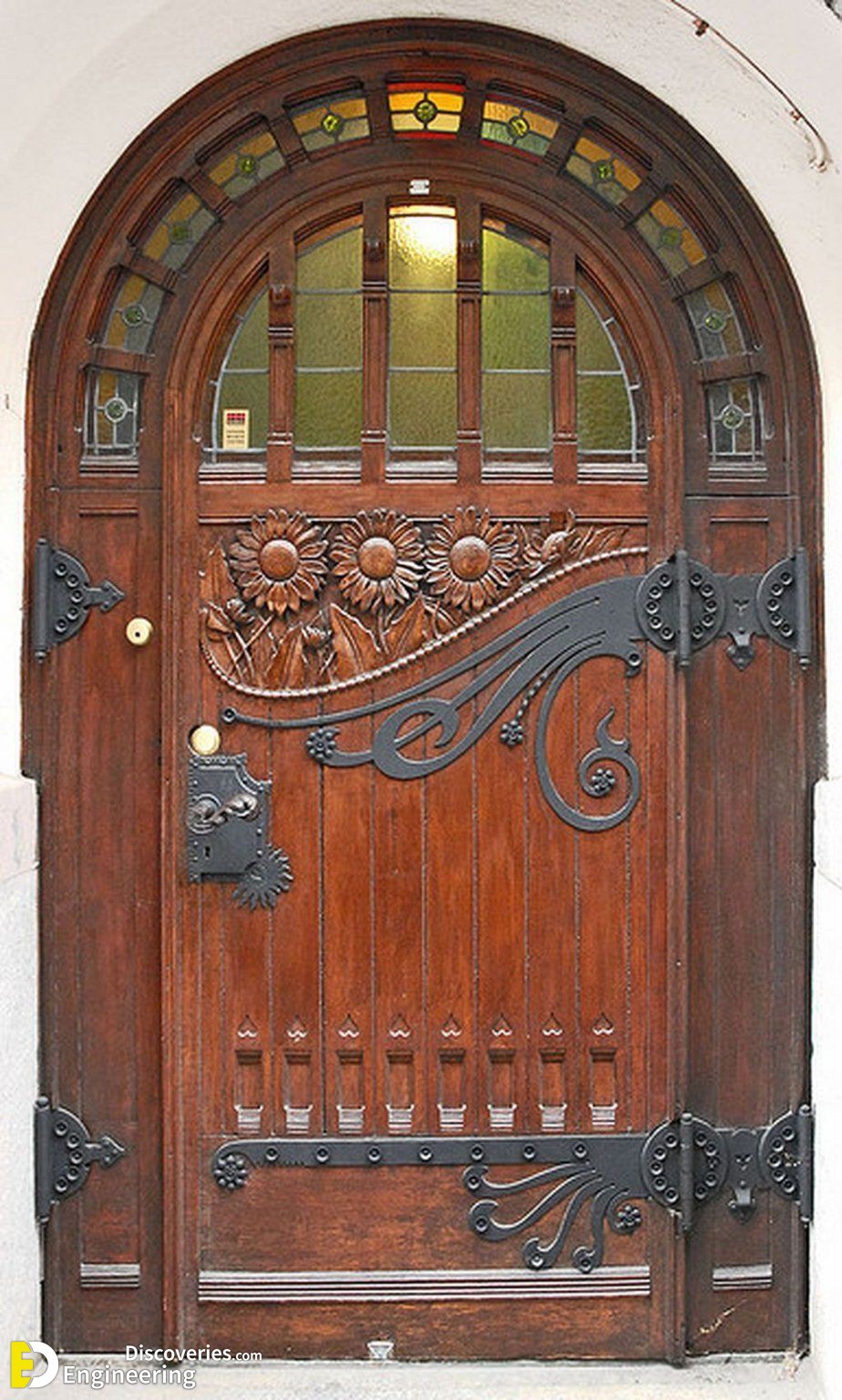 chocolate-wooden-vintage-wooden-vintage-doors.jpg